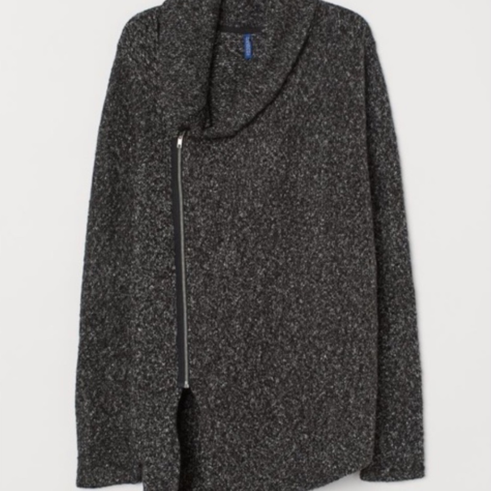 2000's H&M Divided Men's Asymmetrical Zip Up Sweater